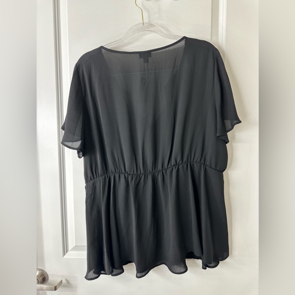 Torrid ruffles vneck blouse - Picture 2 of 5
